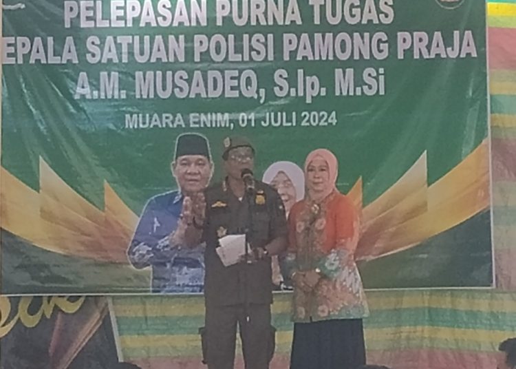 Acara Pelepasan Purna Tugas Kepala Satuan Polisi Pamong Praja Kabupaten Muara Enim, AM Musadeq, S.Ip., M.Si