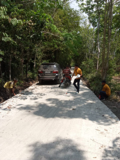 Dulu Becek Kini Jalan Jadi Mulus, Warga & Kades Dukung Serta Apresiasi Hasil Proyek Pembangunan Jalan Setapak di Desa Tambangan Kelekar